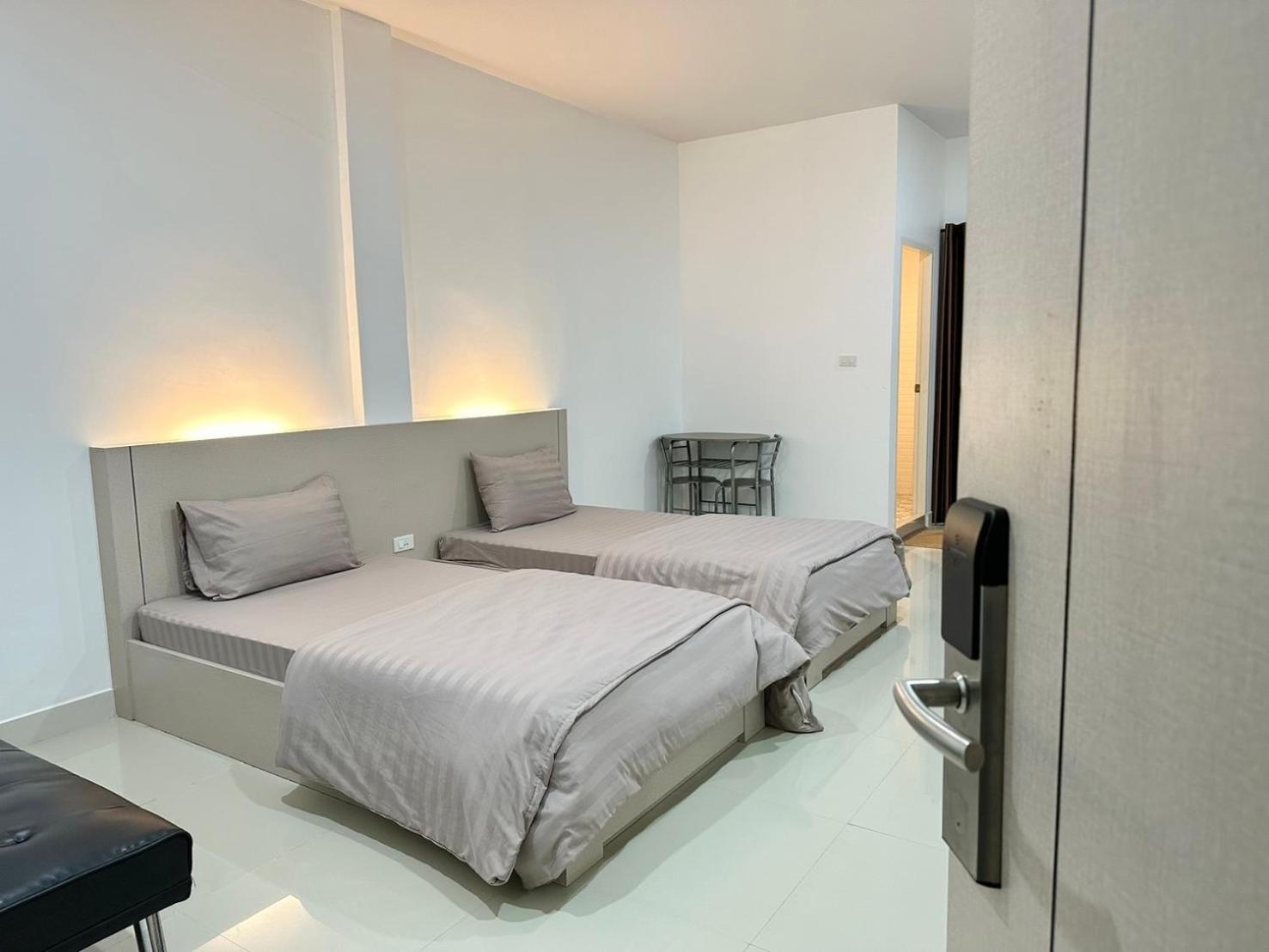 Hada House Apartment Бангкок Екстер'єр фото